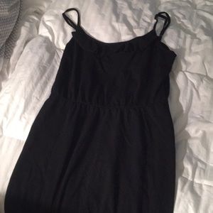 Black cotton loft dress.